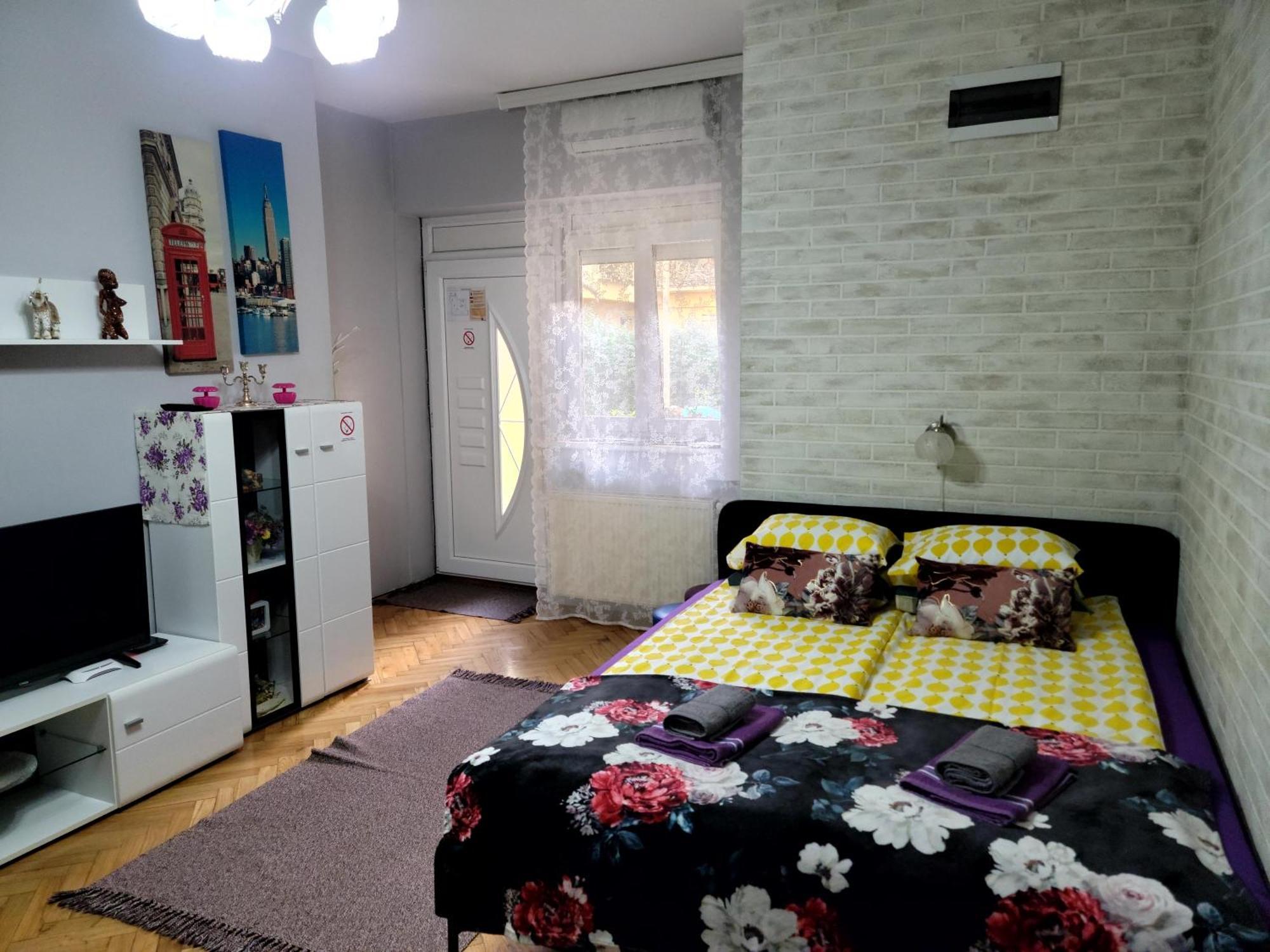 Apartman "Garden" With Underground Parking 诺威萨 外观 照片