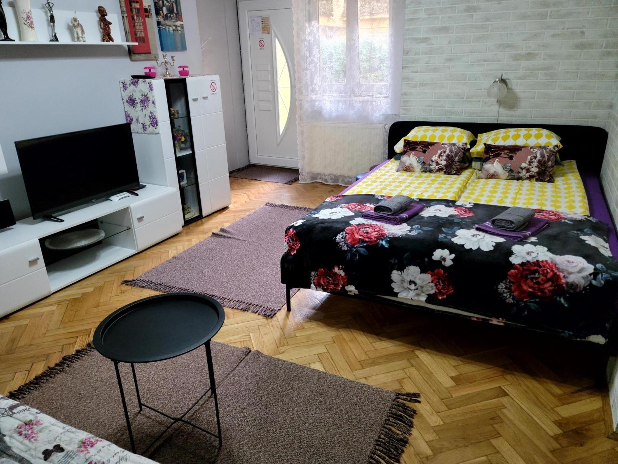 Apartman "Garden" With Underground Parking 诺威萨 外观 照片