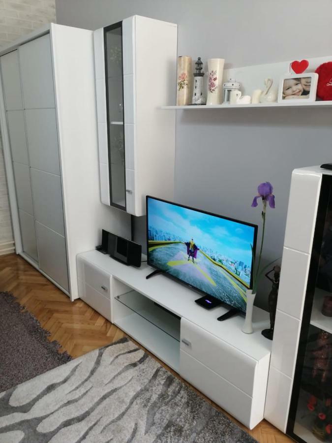 Apartman "Garden" With Underground Parking 诺威萨 外观 照片